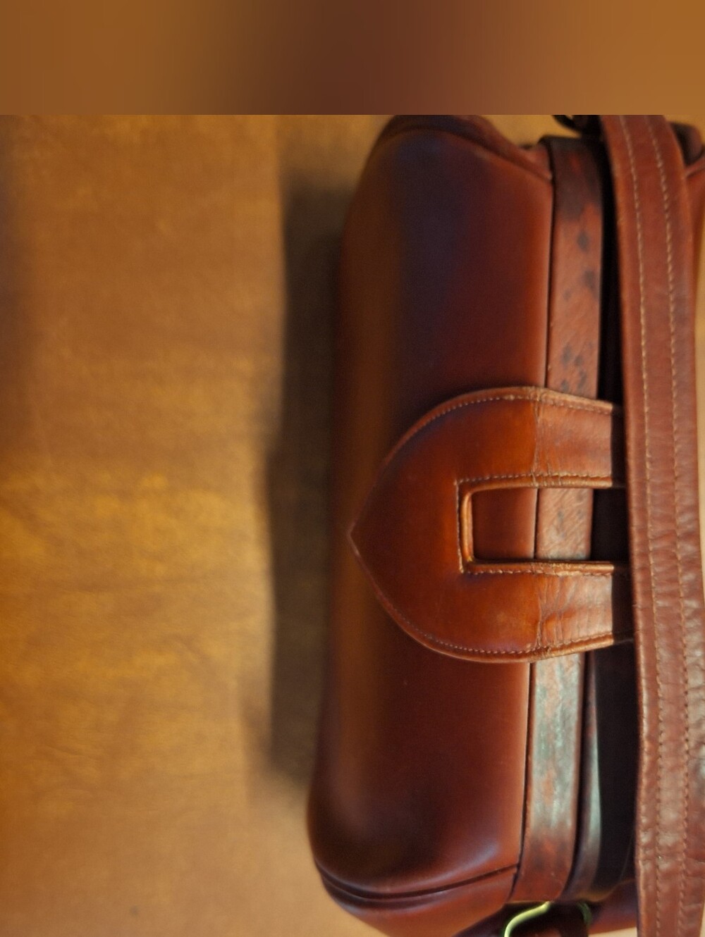 Small Vintage Red Genuine Leather Handbag Snap Closure - Picture 10 of 10